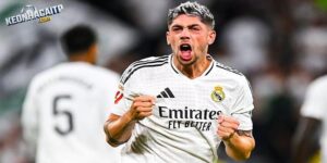 Tiền vệ phòng ngự hay nhất gọi tên Federico Valverde