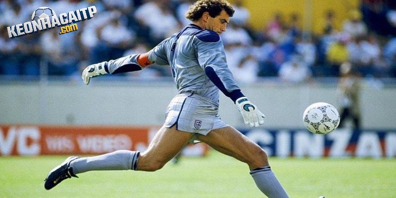 Những thông tin về thủ môn huyền thoại Peter Shilton