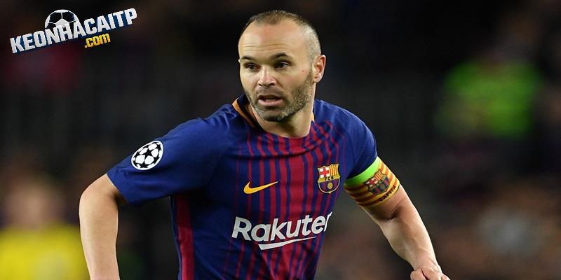 Andres Iniesta được đánh giá là tiền vệ tấn công hay nhất lịch sử